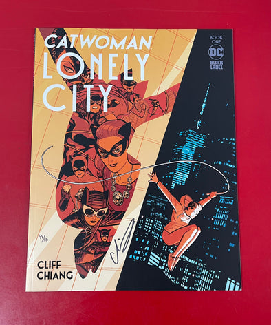 Catwoman Lonely City (2021) #01 (of 4) (DF Signed by Cliff Chiang + COA)